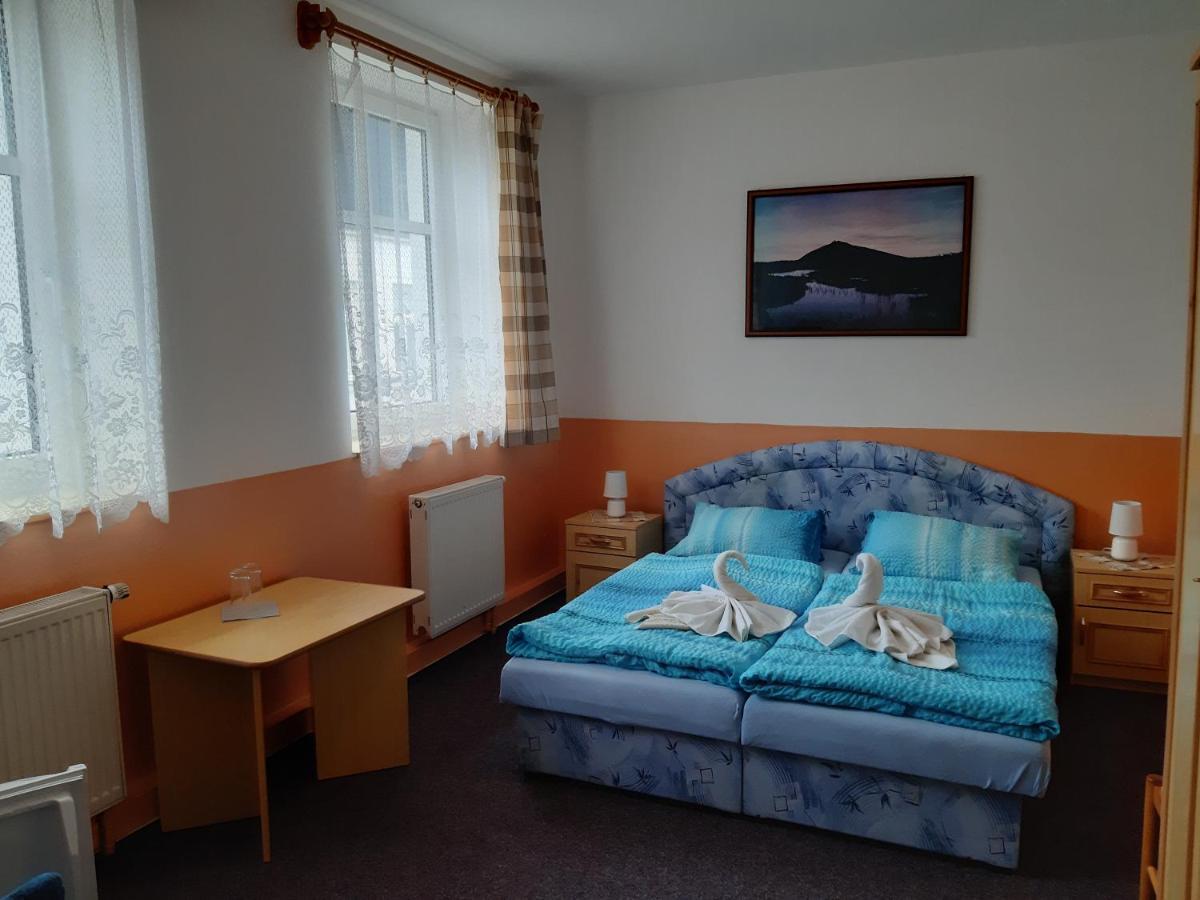 Pension Kobr Vrchlabí Exterior foto